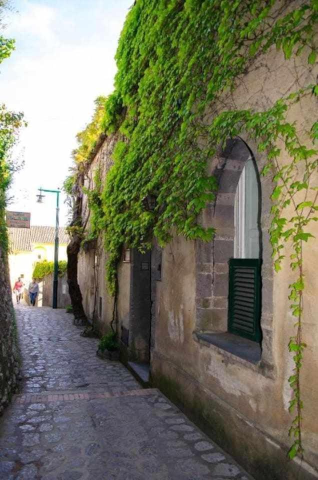 Villa Piccinina A Pochi Passi Da Villa Eva 拉维罗 外观 照片